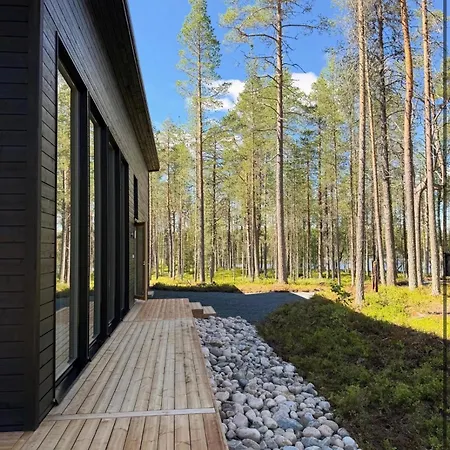New 2026 Aidu Private Lakefront Ruka, 2 Saunas Semesterbostad *
