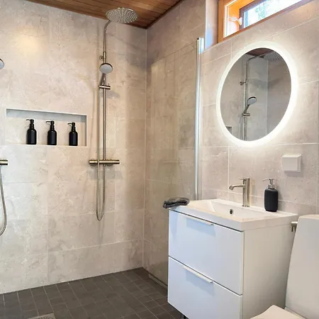 New 2026 Aidu Private Lakefront Ruka, 2 Saunas