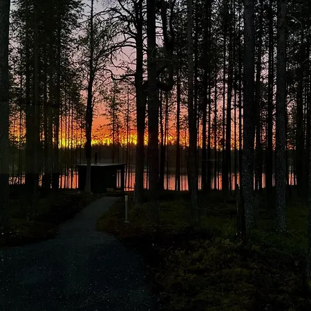 New 2026 Aidu Private Lakefront Ruka, 2 Saunas Semesterbostad Kuusamo