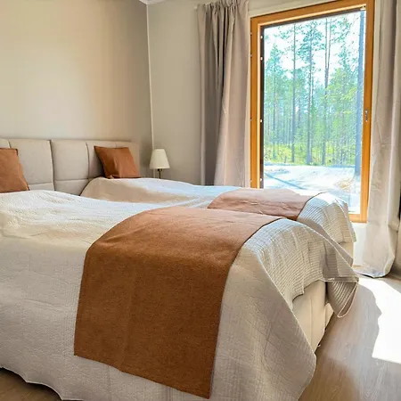 New 2026 Aidu Private Lakefront Ruka, 2 Saunas *