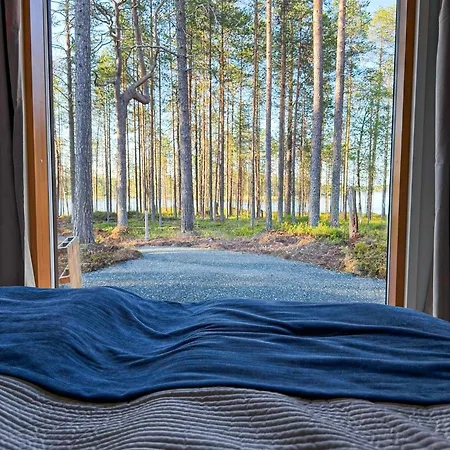 Semesterbostad New 2026 Aidu Private Lakefront Ruka, 2 Saunas *