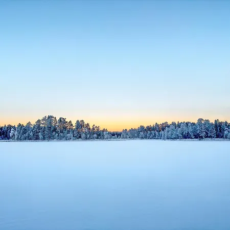 Semesterbostad New 2026 Aidu Private Lakefront Ruka, 2 Saunas